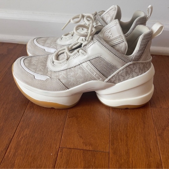 Michael Kors Olympia Chunky Sneakers – Logo Jacquard & Glitter Mesh SIZE 7.5 - Picture 3 of 8
